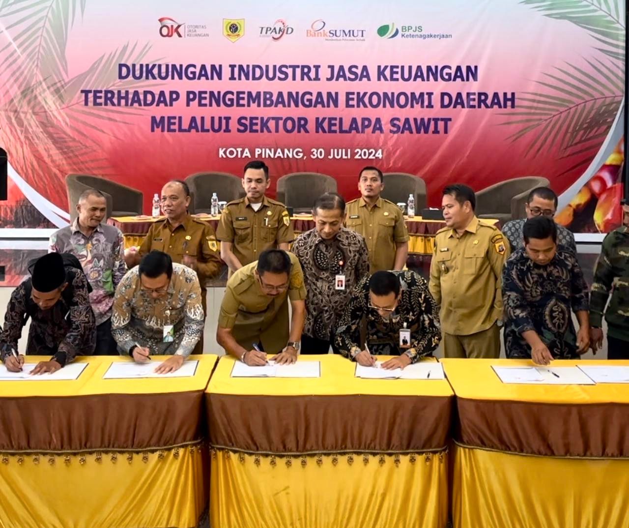 OJK Sumut Dukung Pengembangan Ekonomi Daerah Melalui Sektor Kelapa Sawit