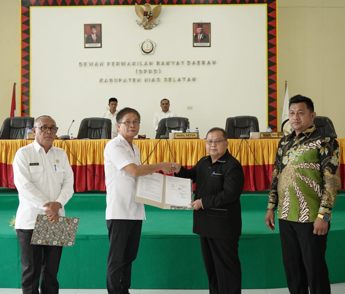 Seluruh Fraksi DPRD Nisel Setujui Ranperda Pertanggungjawaban APBD 2023