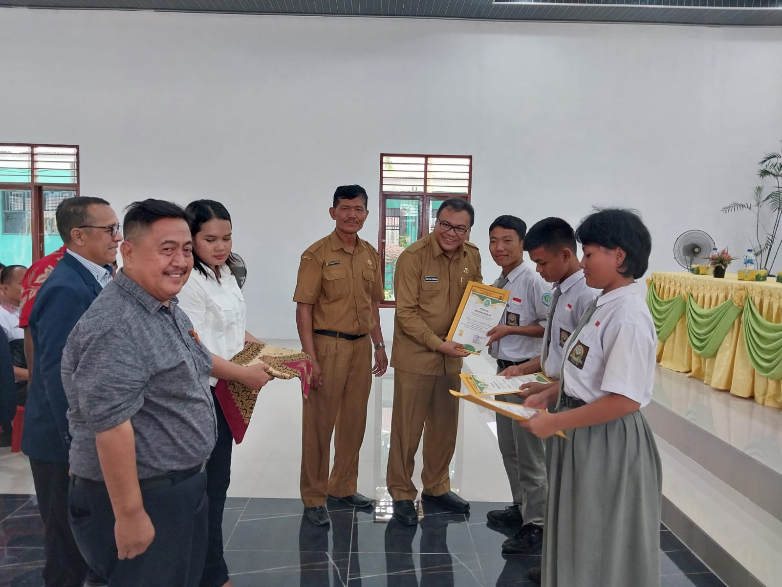 SMAN 2 Lubuk Pakam Dukung Siswa Raih Prestasi Olahraga
