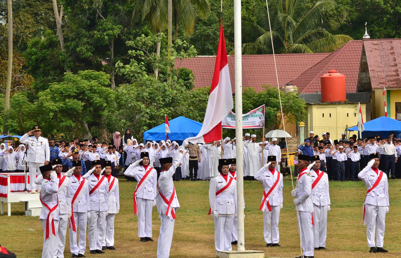 Upacara HUT Ke-79 RI Di Darul Aman Khidmat Dan Meriah