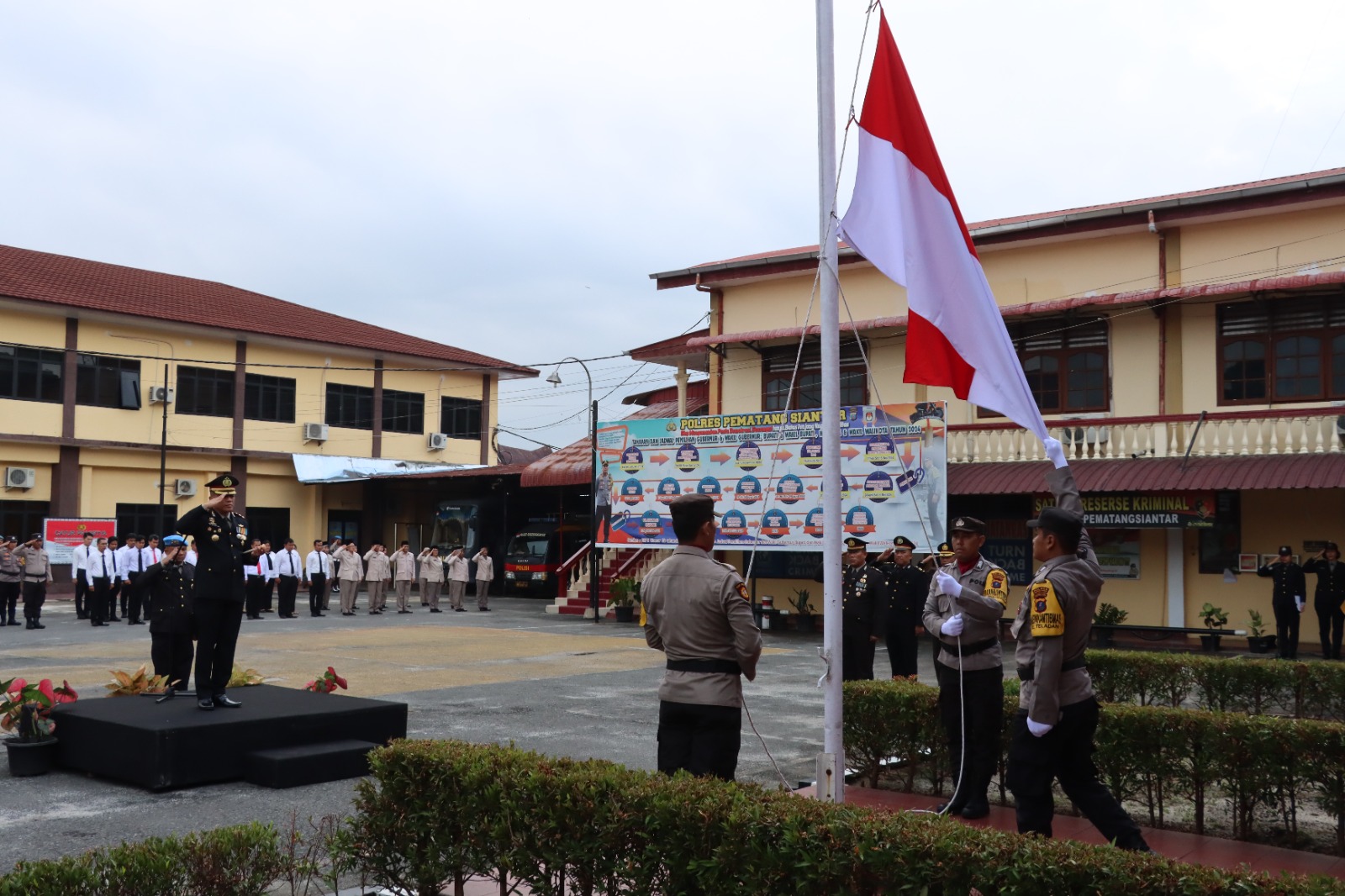Kapolres P. Siantar Pimpin Peringatan Hari Kemerdekaan RI
