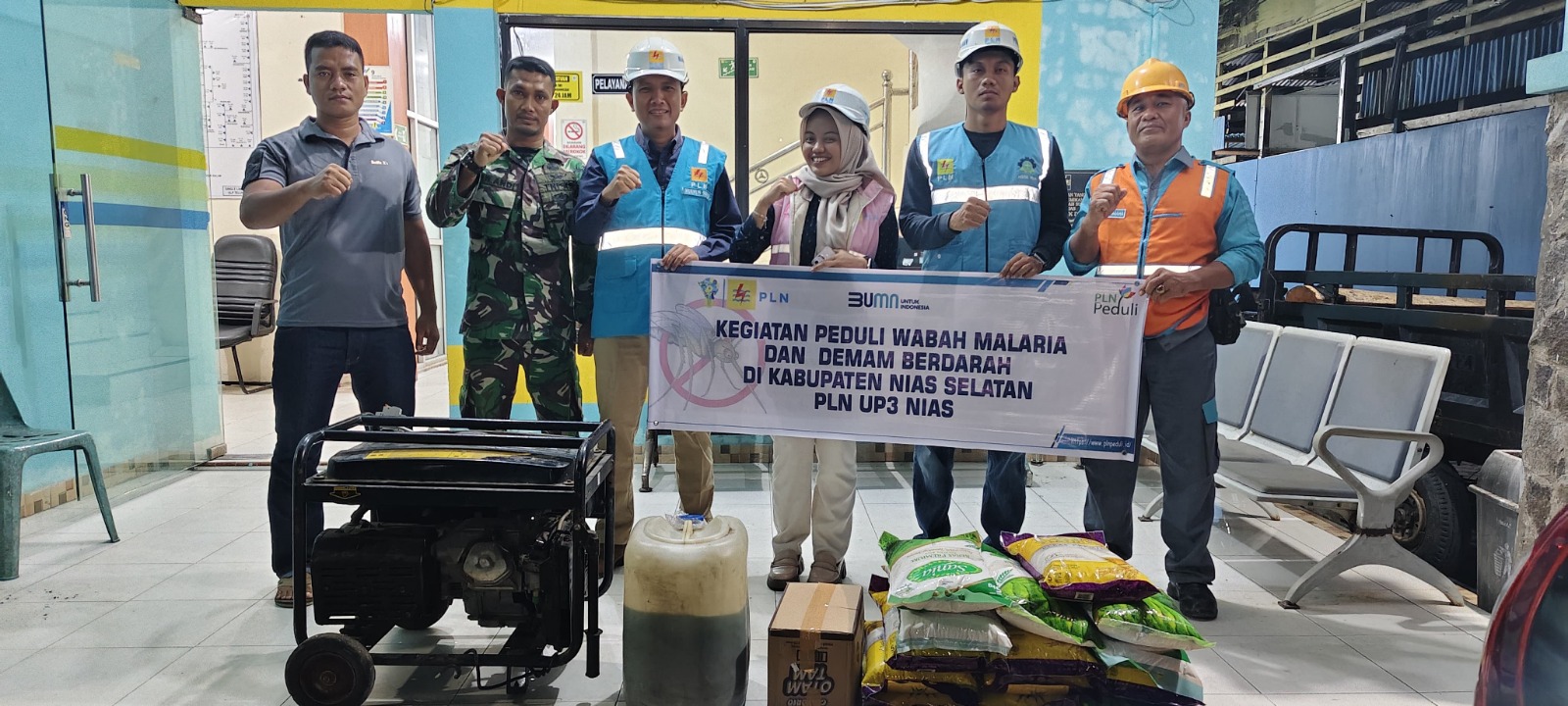 PLN UP3 Nias Salurkan Bantuan Bencana Ke Daerah 3T