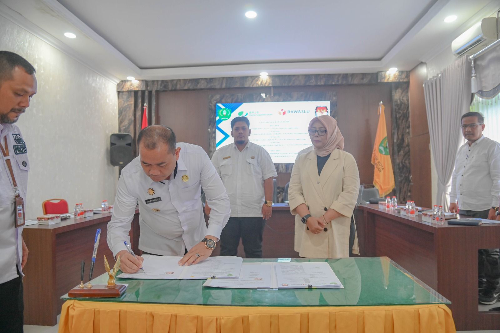 PLN UP3 Padangsidimpuan Teken MoU Dengan Pj Walikota