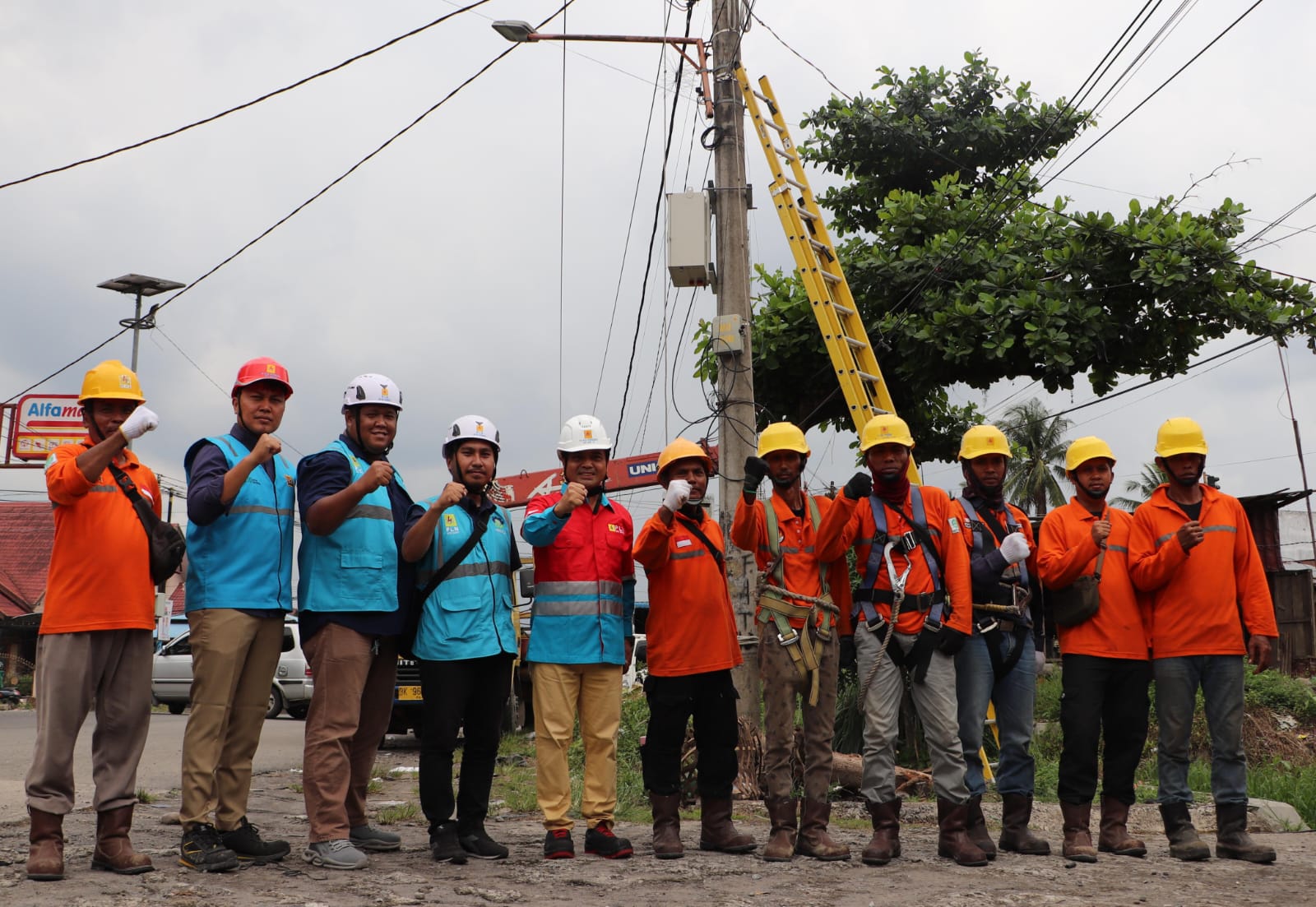 Penerapan K3 Dalam Bekerja, Manager UP3 Binjai Lakukan Safety Patrol