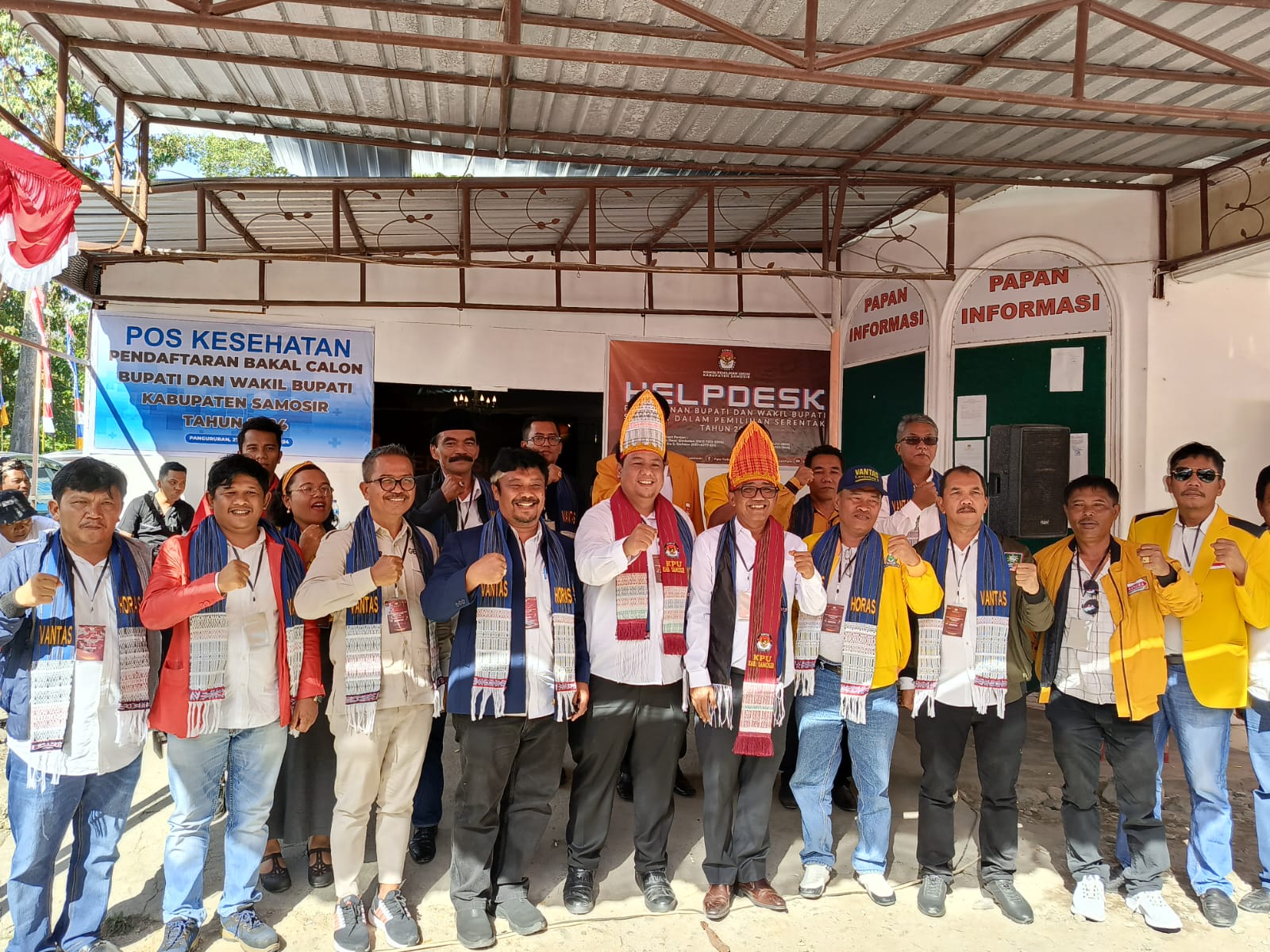KPU Samosir Terima Pendaftaran Paslon Vandiko-Ariston