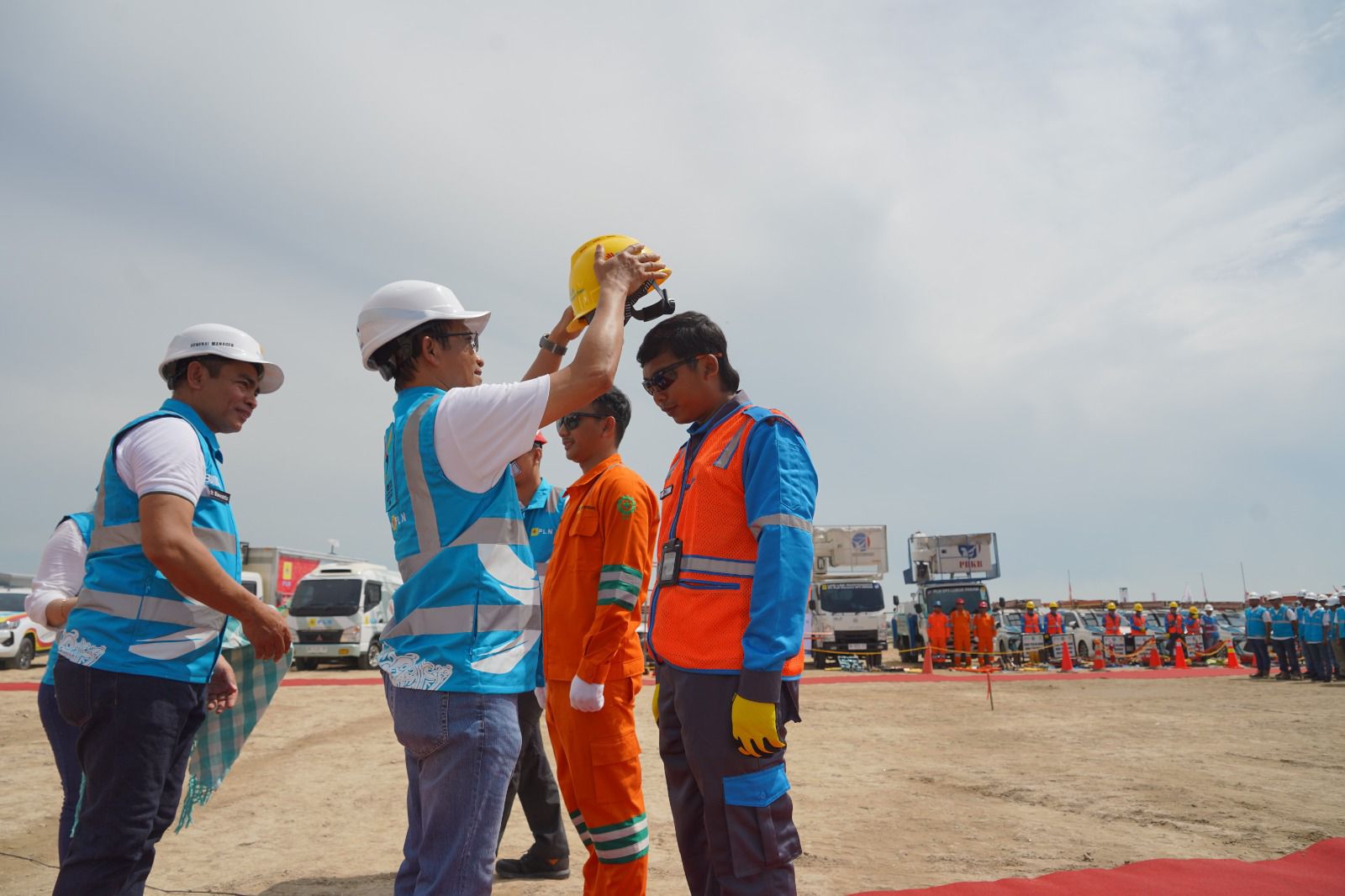 PLN Gelar Apel Siaga Pastikan Pasokan Listrik Andal Selama PON XXI