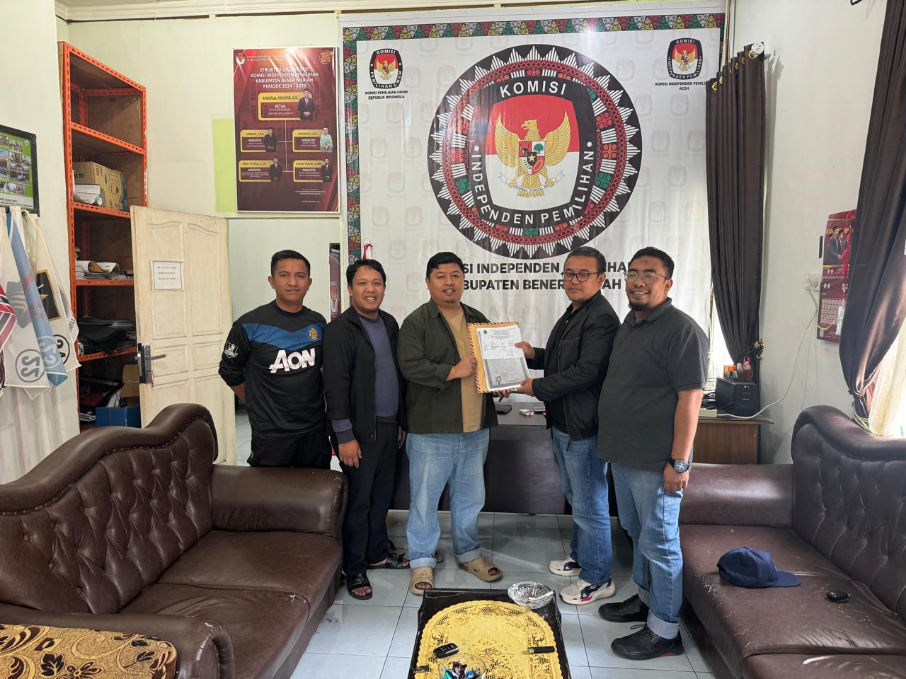 KIP Bener Meriah Terima Perbaikan Persyaratan Administrasi Bapaslon