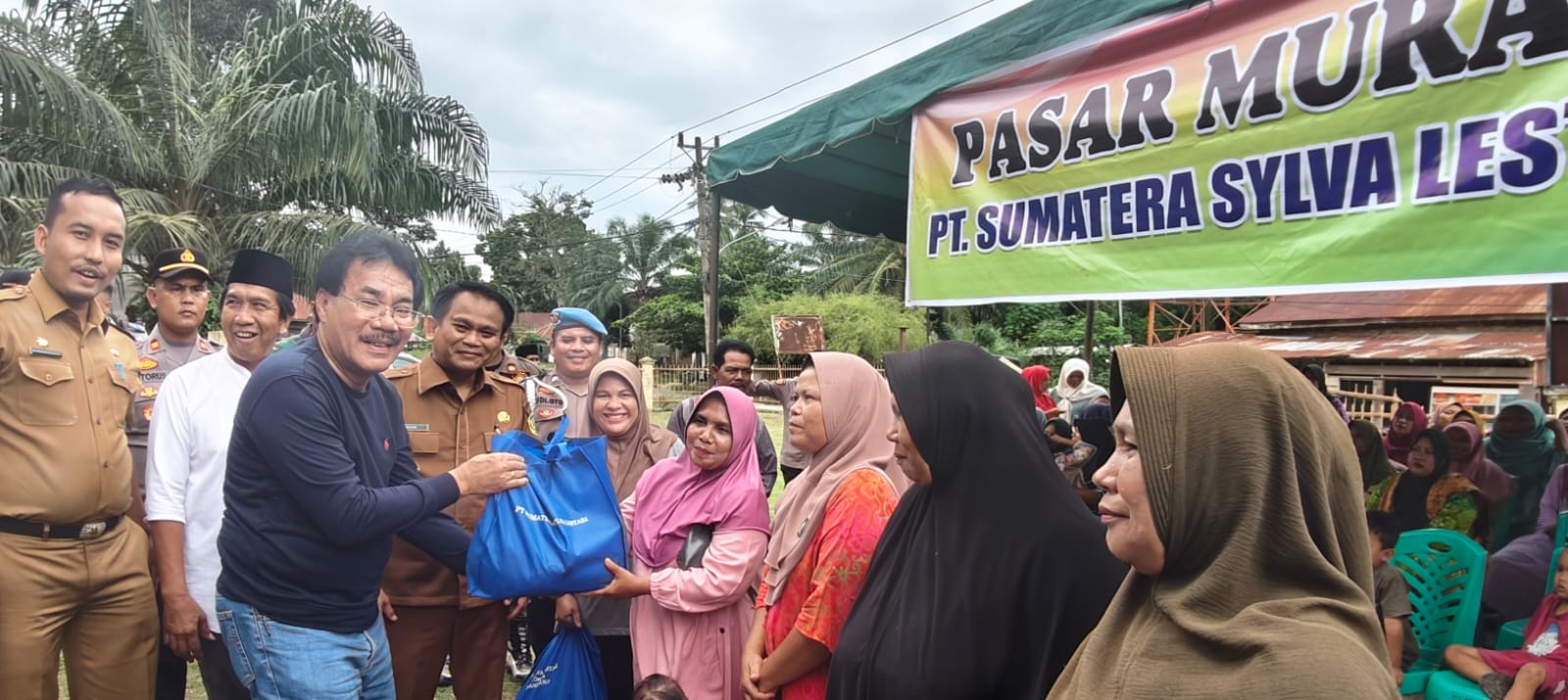 PT SSL Gelar Pasar Murah Di Huristak