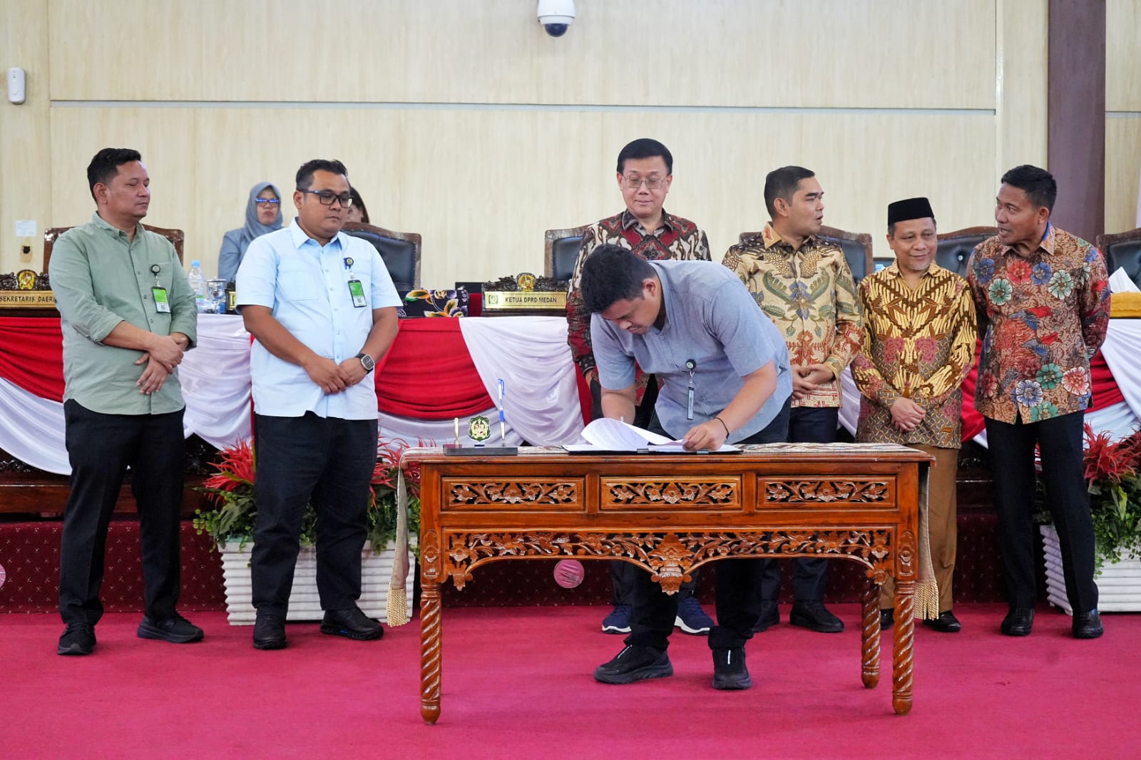 R-APBD Kota Medan 2025 Disahkan, Wali Kota: Harus Jadi Stimulus Tumbuh Dan Berkembang Perekonomian Kota