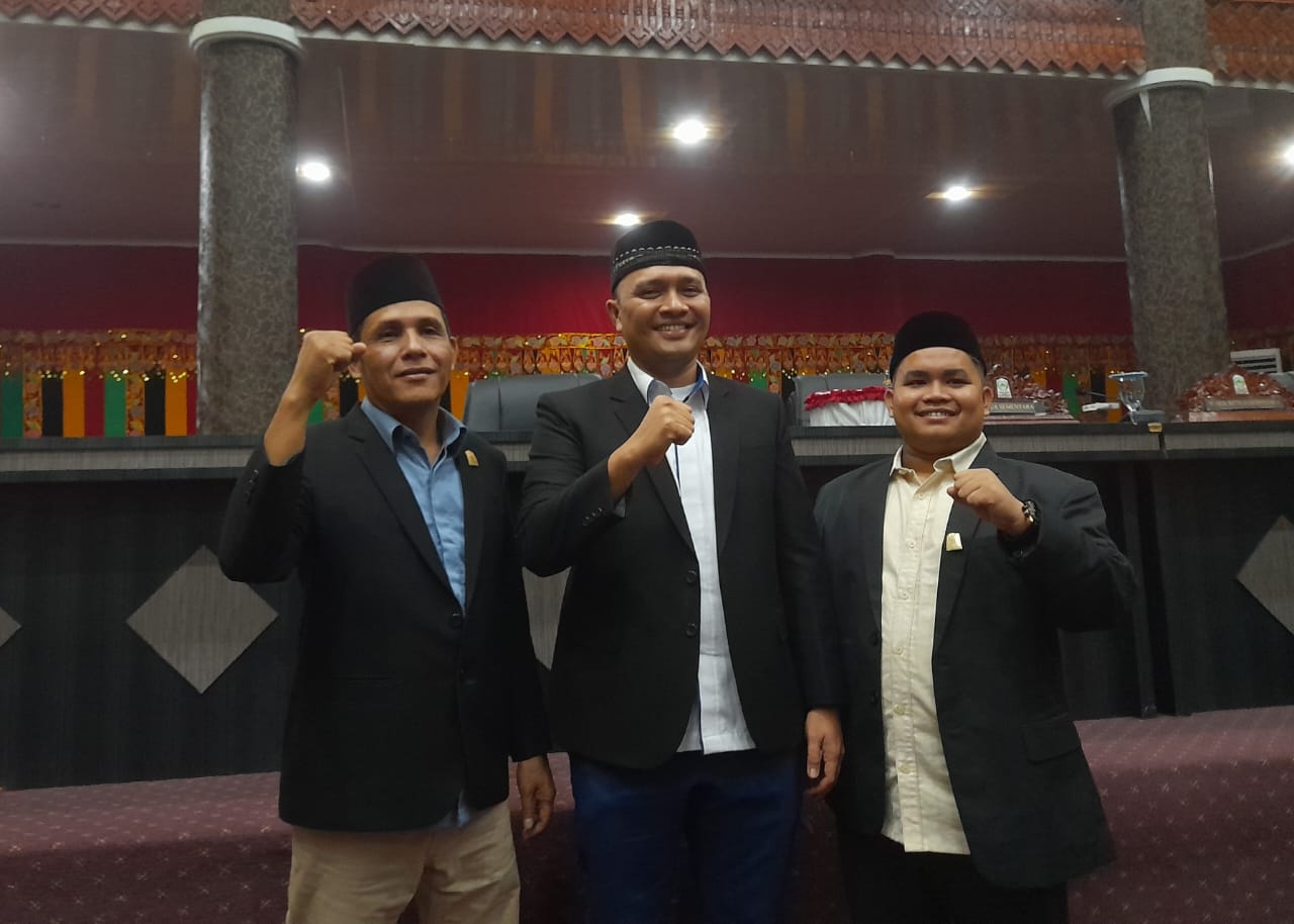 Sempat Alot, Akhirnya DPRK Aceh Singkil Paripurnakan Penetapan Pimpinan Defenitif