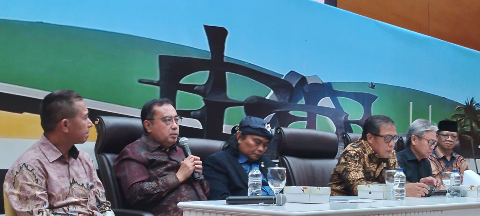 6 Juta Pekerja Terancam Regulasi Kemasan Rokok Polos Tanpa Merek Dalam RPMK