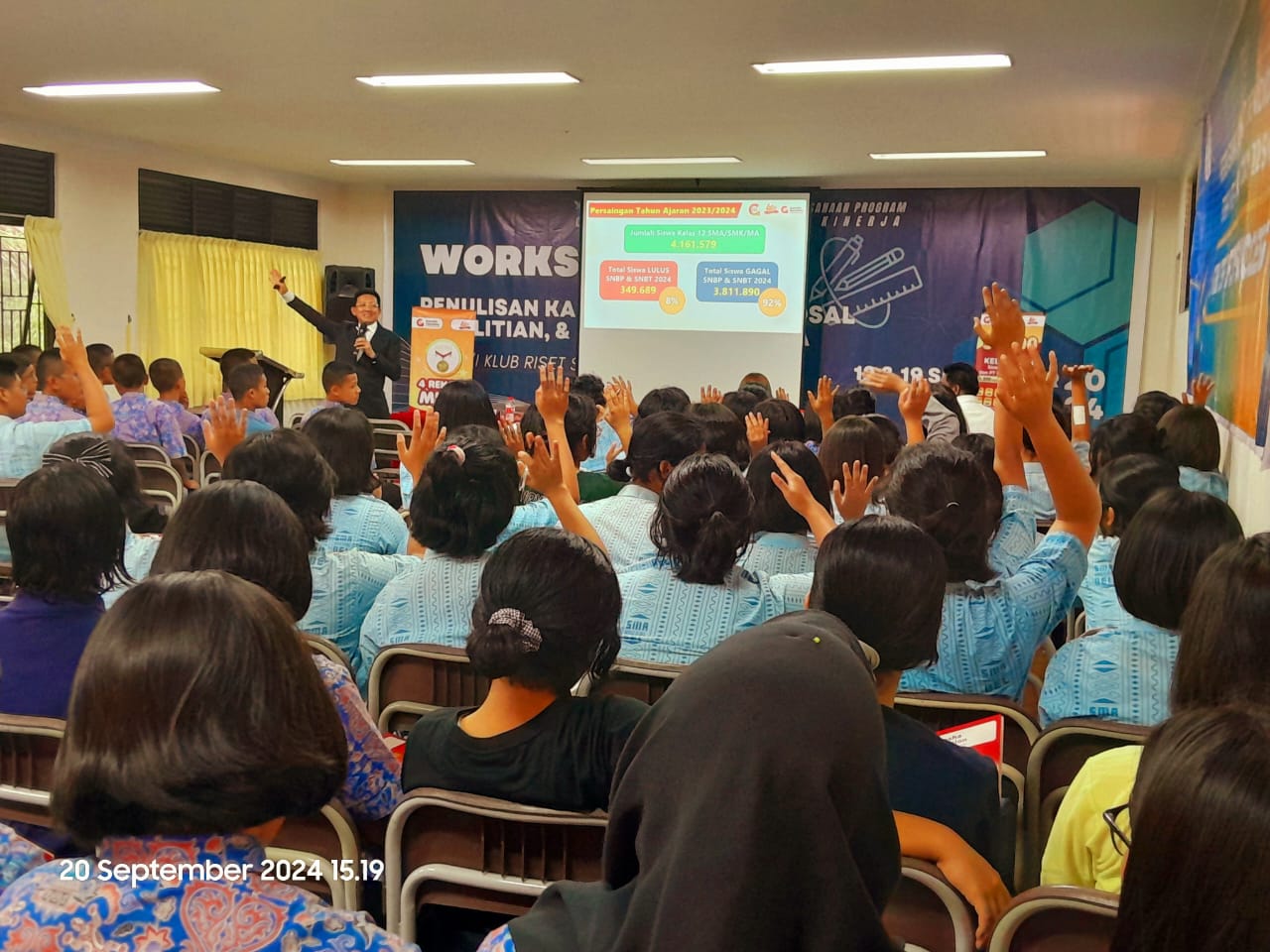 Ganesha Operation Berikan Strategi SuksesLolos PTN Kepada Siswa SMA Unggul Del