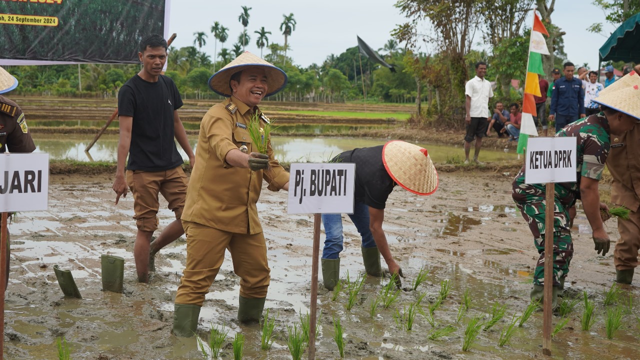 Pj Bupati Abdya: Penyuluh Pertanian Harus 'Tahan Banting'