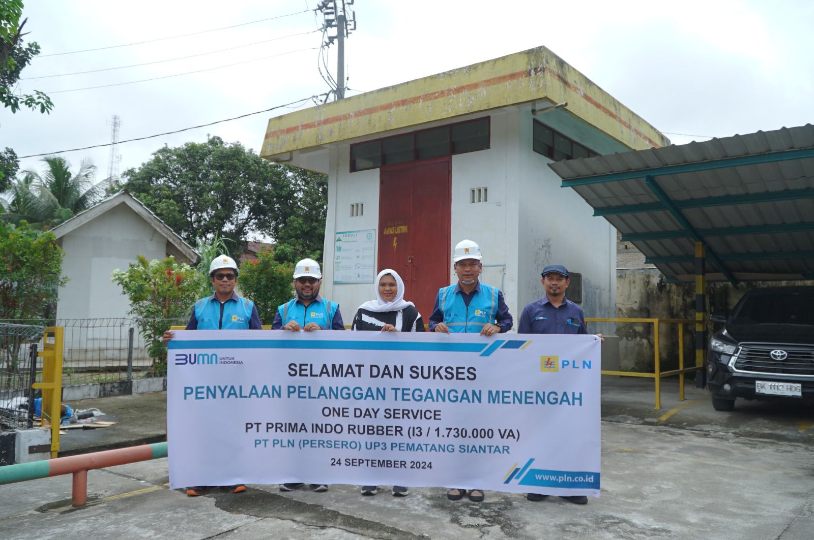 PLN UP3 P.Siantar Lakukan Penyalaan One Day Service Pelanggan Tegangan Menengah