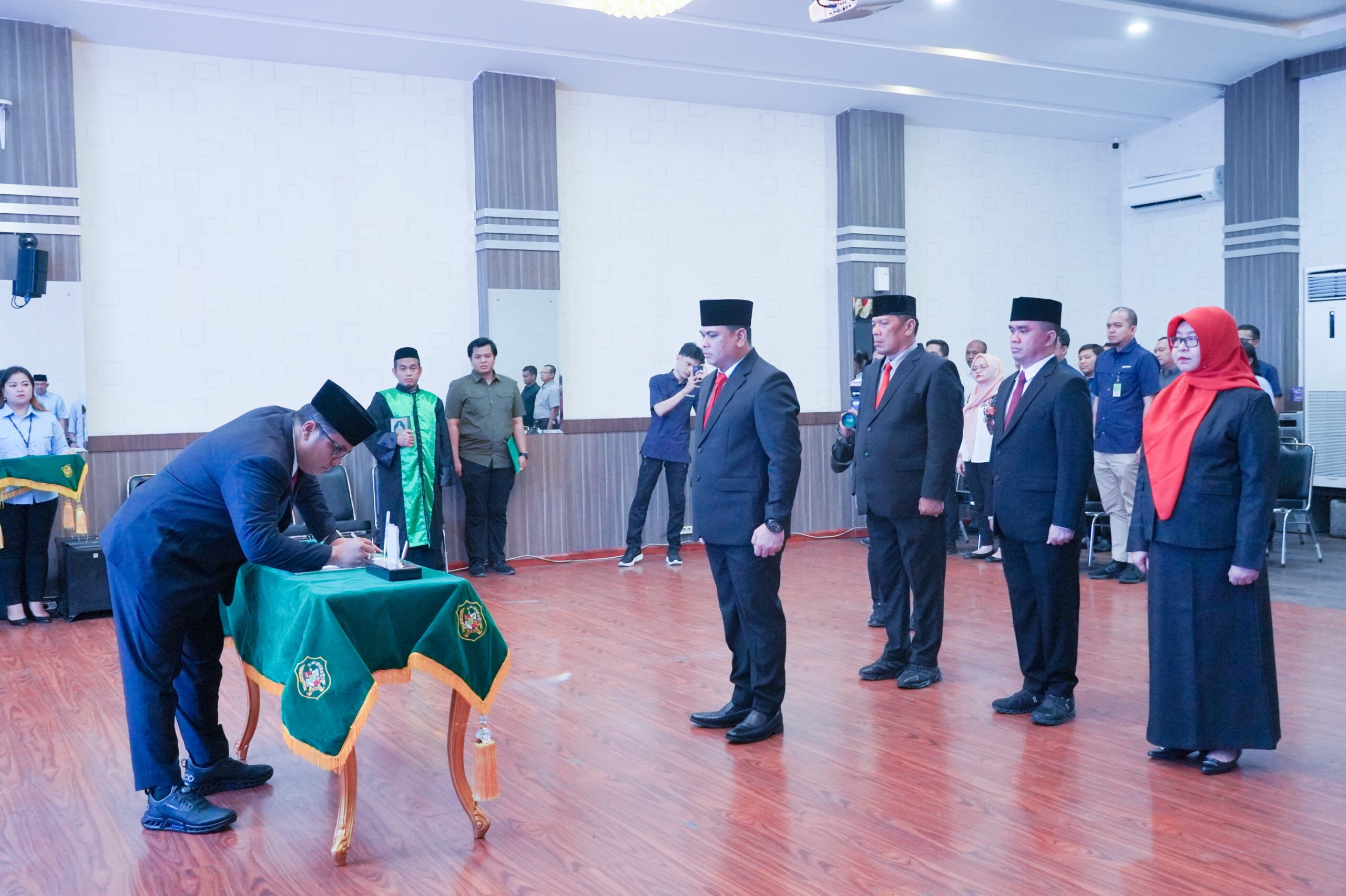4 Pejabat Tinggi Pratama Pemko Medan Dilantik