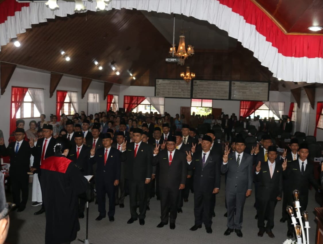 Dilantik, 35 Anggota DPRD Taput Terpilih Periode 2024-2029