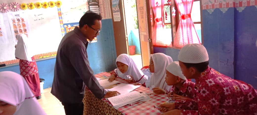 Kolaborasi Sesama Guru Hasilkan Banyak Ide Media Pembelajaran