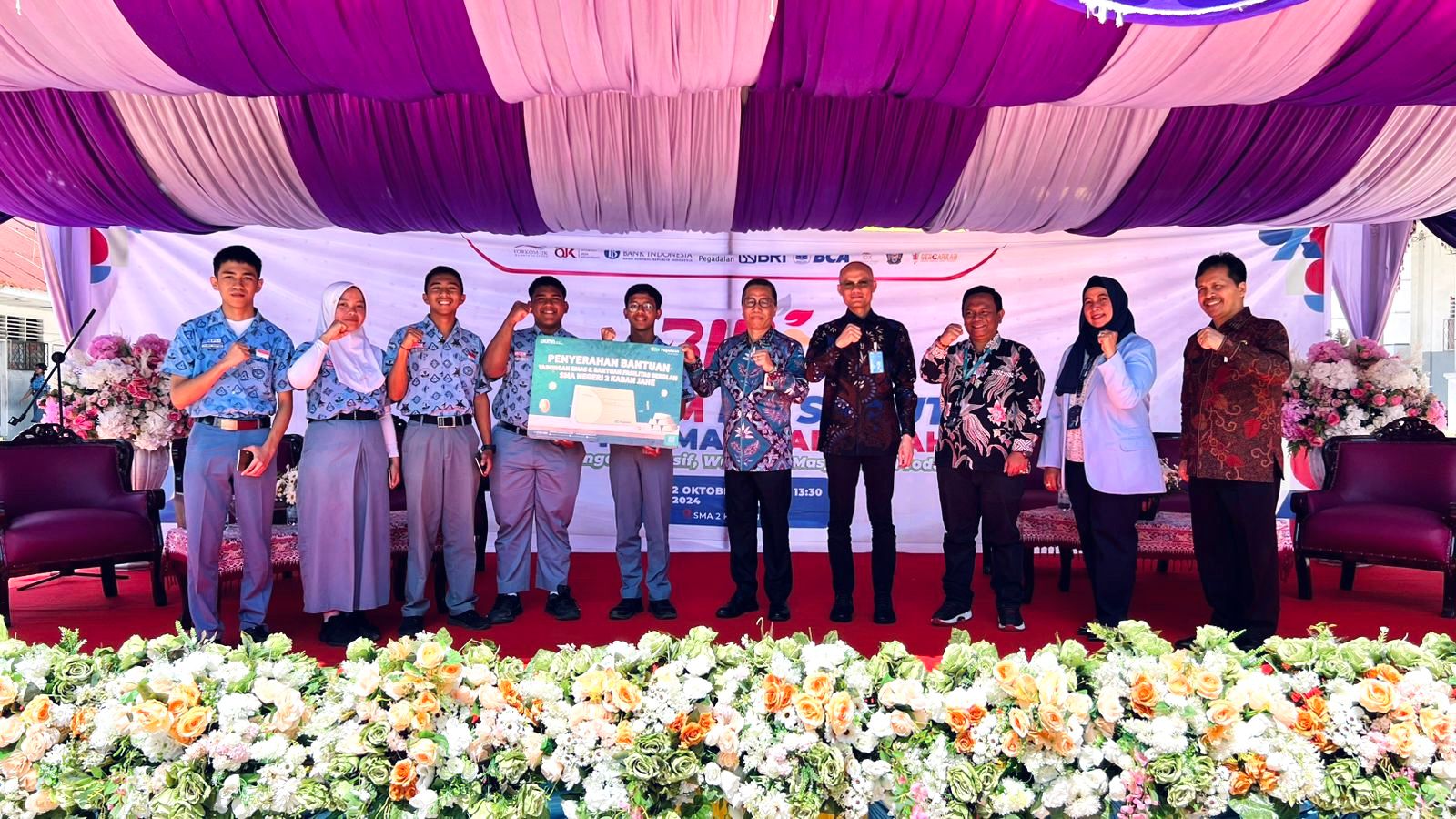Forkom IJK Sumut Gelar Edukasi Keuangan Di SMA Negeri 2 Kabanjahe