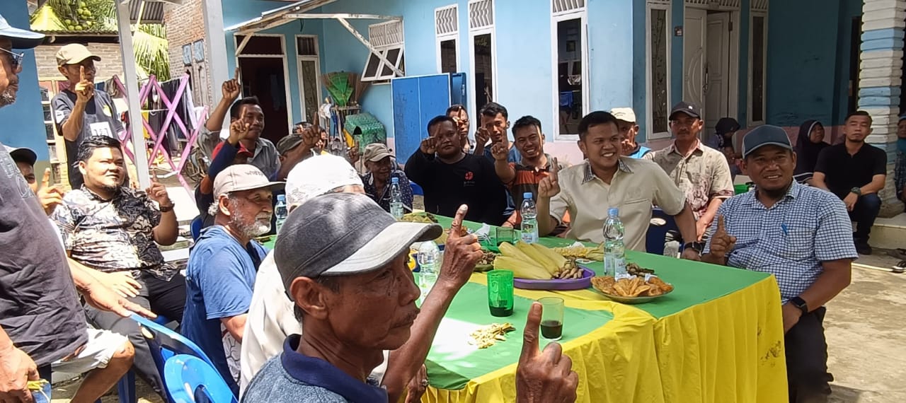 Sabarnya Adlin Tambunan Tampung Aspirasi Warga Dolokmasihul