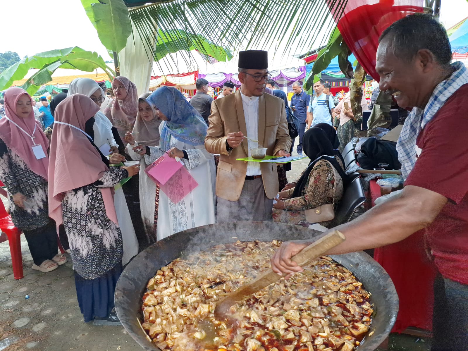 Maulid Pemkab Simeulue Disambut Antusias, Ketua DPRK Apresiasi