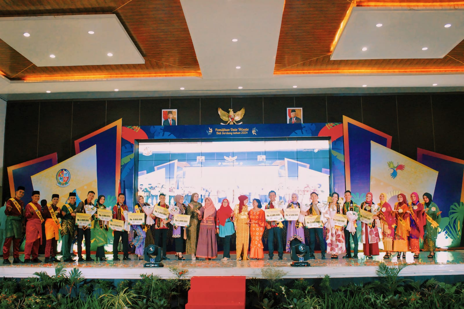 Wahyu dan Intan Raih Duta Wisata Deli Serdang 2024