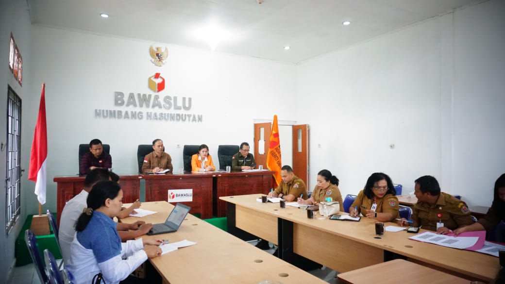 Tingkatkan Tugas Pengawasan, Bawaslu Humbahas Rapat Pokja
