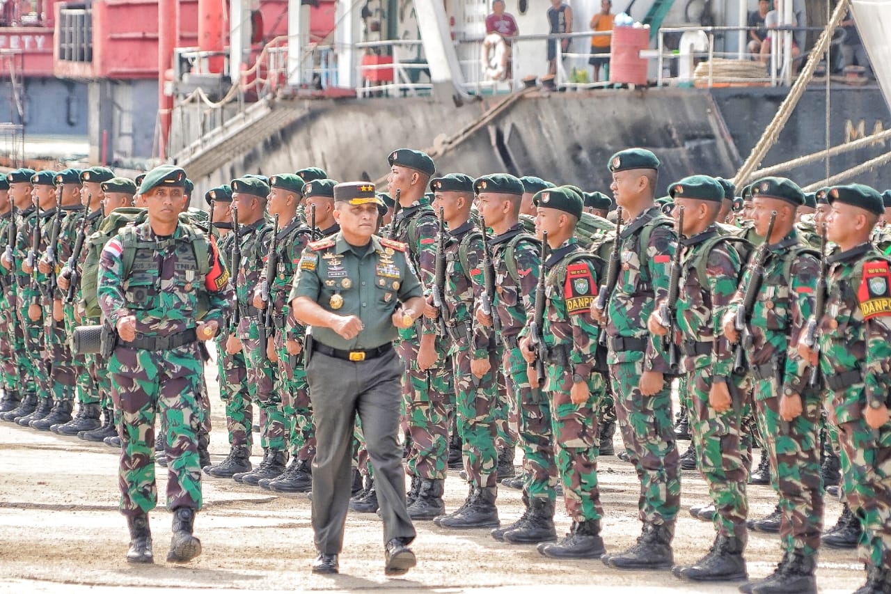 Pangdam IM Sambut Kepulangan 450 Prajurit Yonif 111/Karma Bhakti Dari Papua