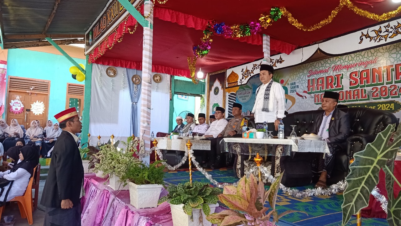 Pj Bupati Abdya Sunawardi Irup Hari Santri Nasional