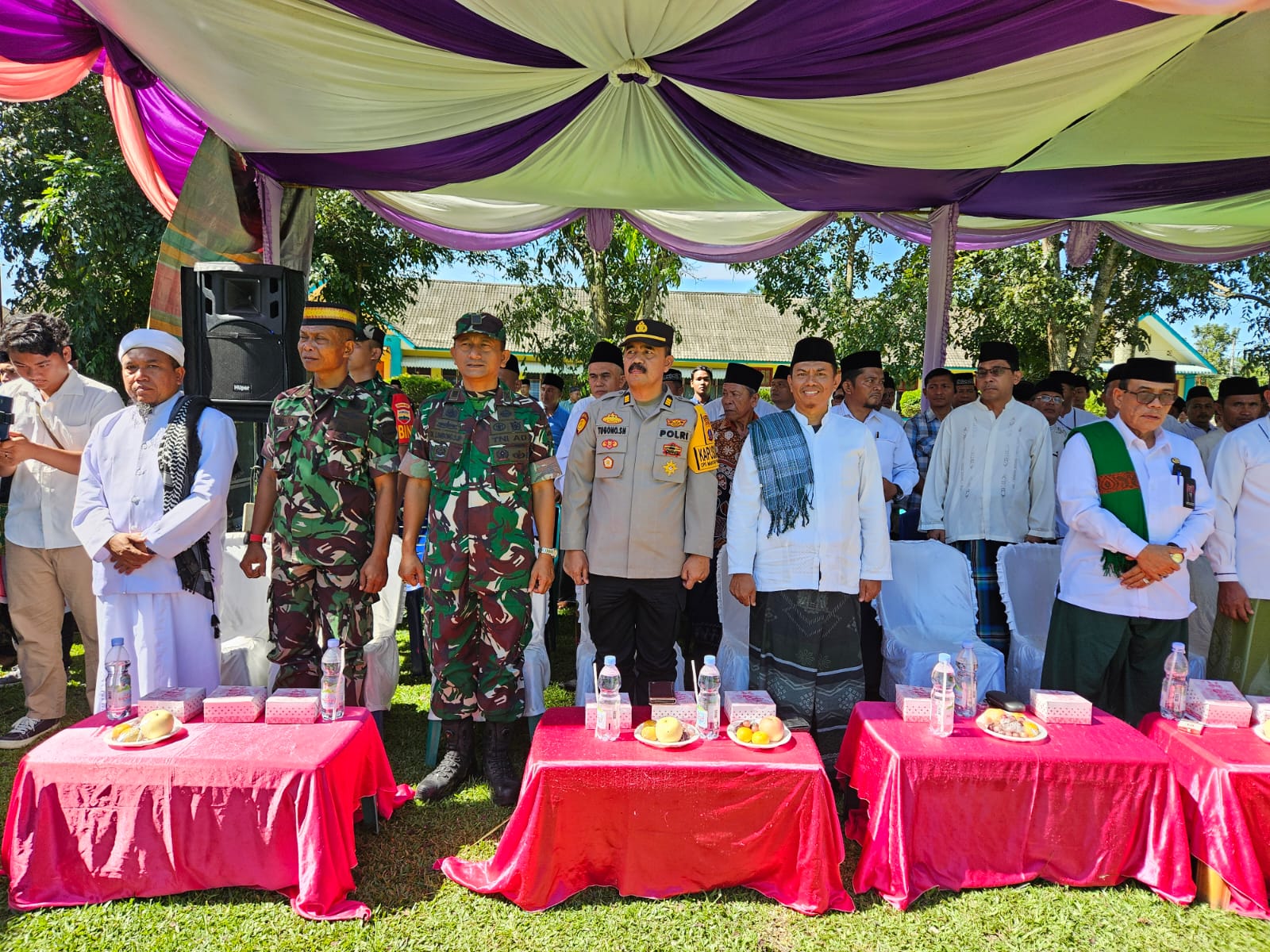 Hadiri Upacara HSN, Polres Simalungun Dukung Peran Santri Dalam Membangun Bangsa