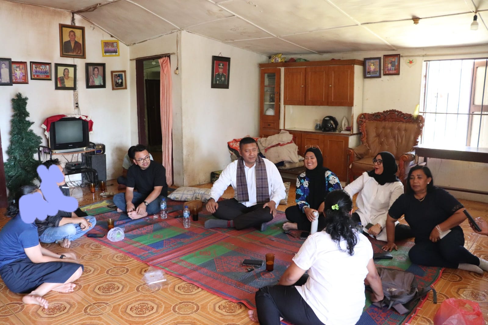 Botoma Kunjungi Anak Korban Kekerasan Seksual di Kecamatan Silaen