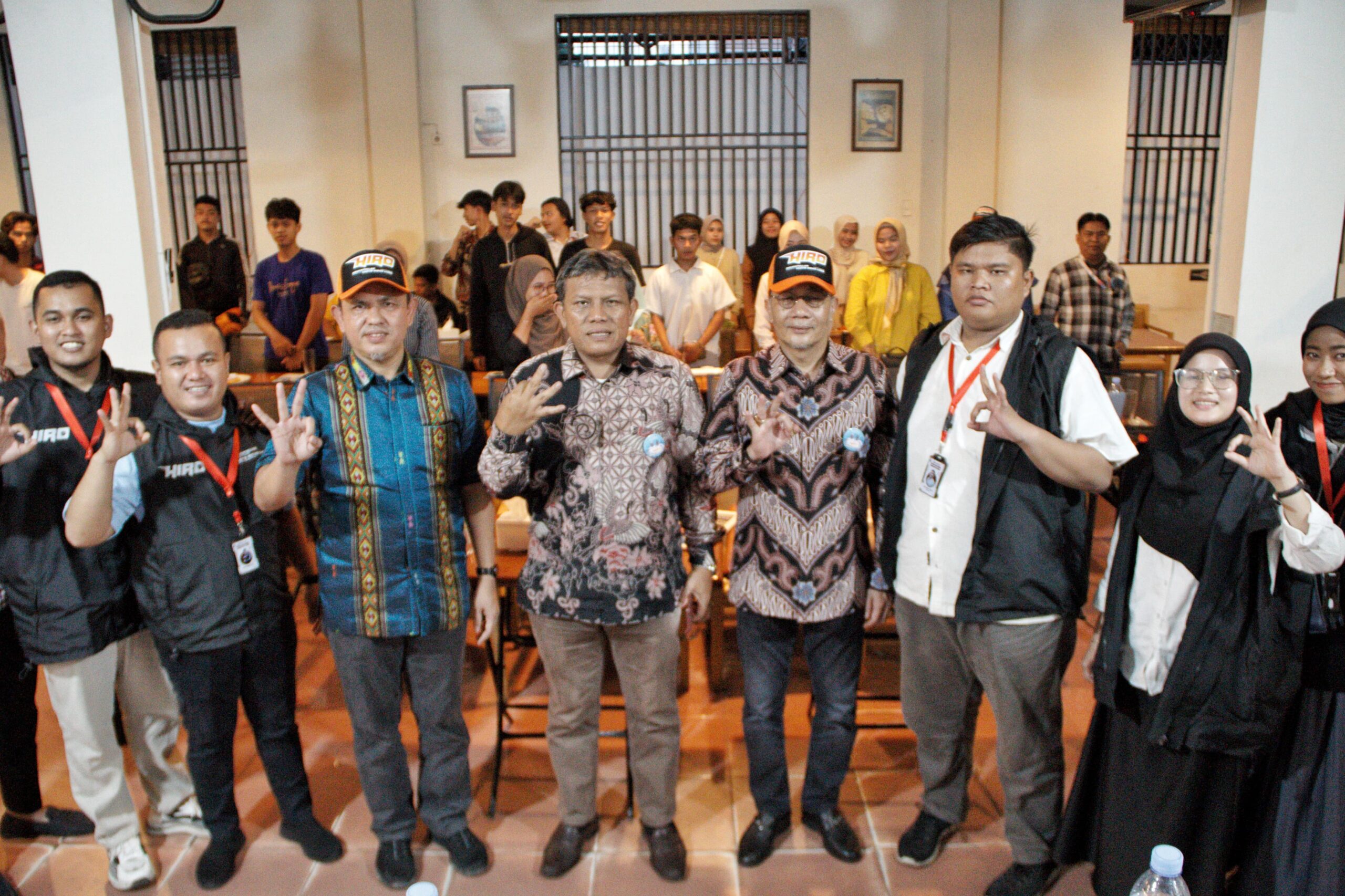 Masyarakat Dalihan Na Tolu Sambut Baik Program 1 Keluarga 1 Sarjana Pasangan HIRO