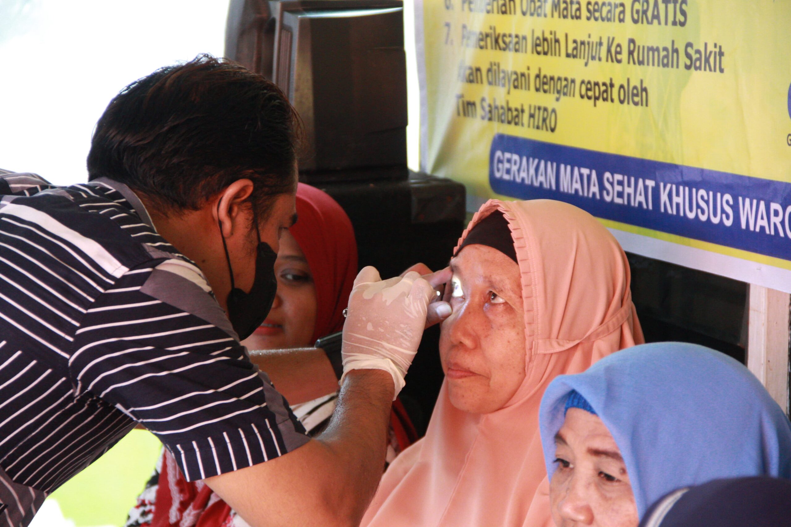Sahabat HIRO Gelar Pemeriksaan Mata Gratis Di 151 Kelurahan