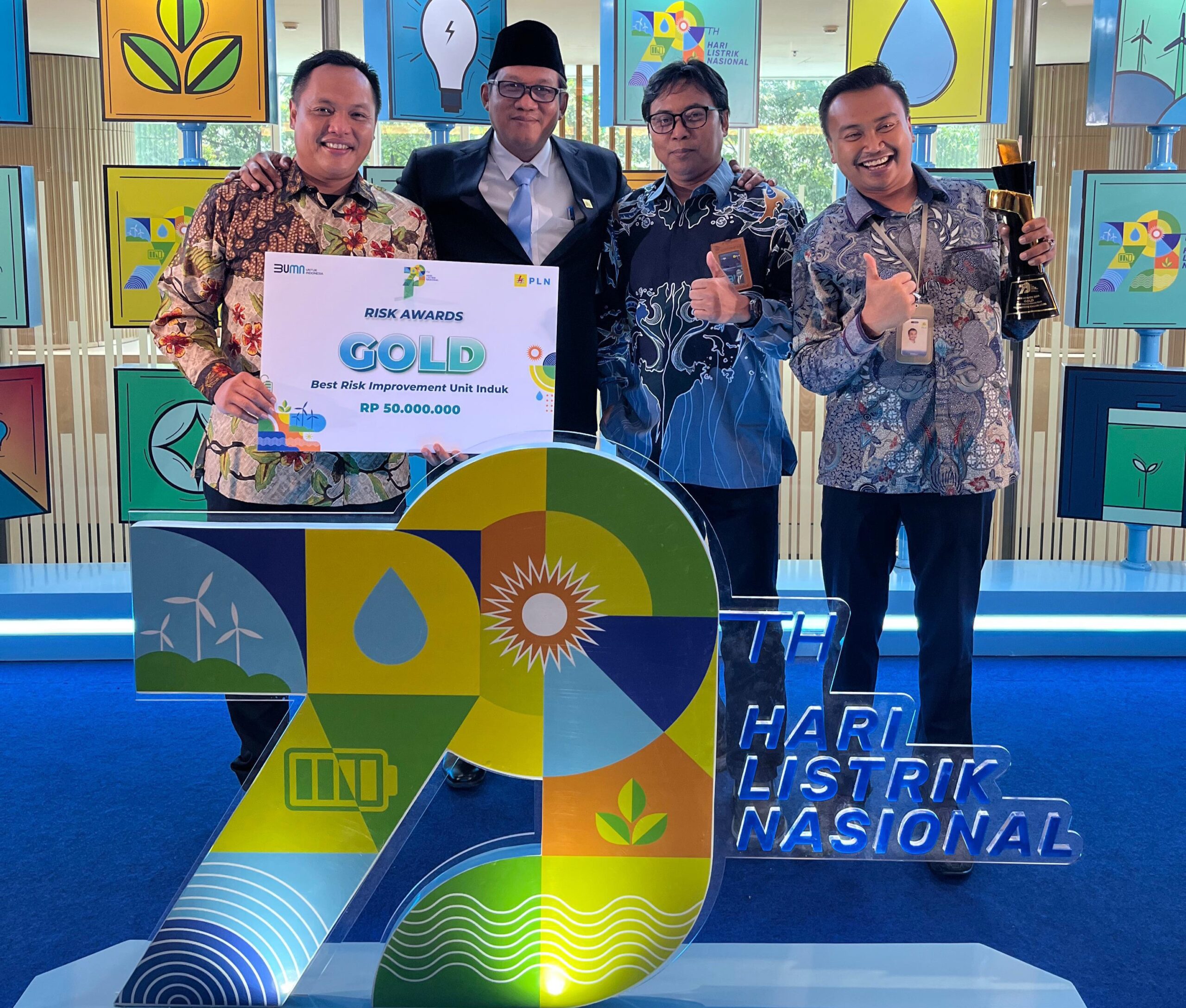 Raih Gold Trophy Best Risk Improvement, PLN UIPSBU Terbaik Se-Indonesia