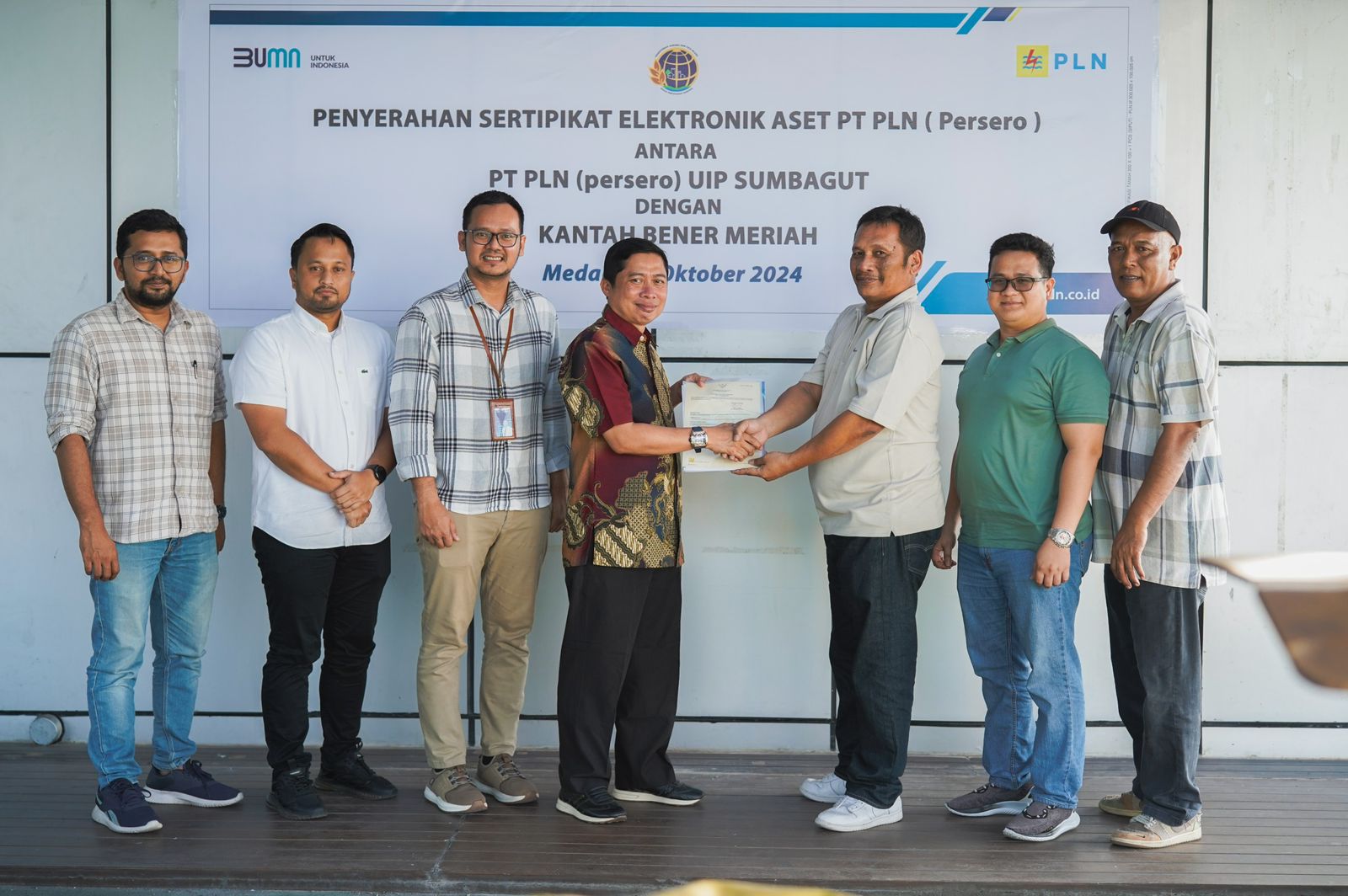 PLN UIP SBU Terima 9 Sertipikat e-HGB Dari Kantah Bener Meriah