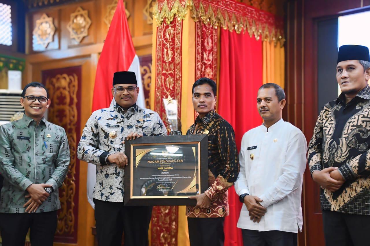 Pemko Langsa Raih Peringkat Terbaik I Anugerah Paritrana Award
