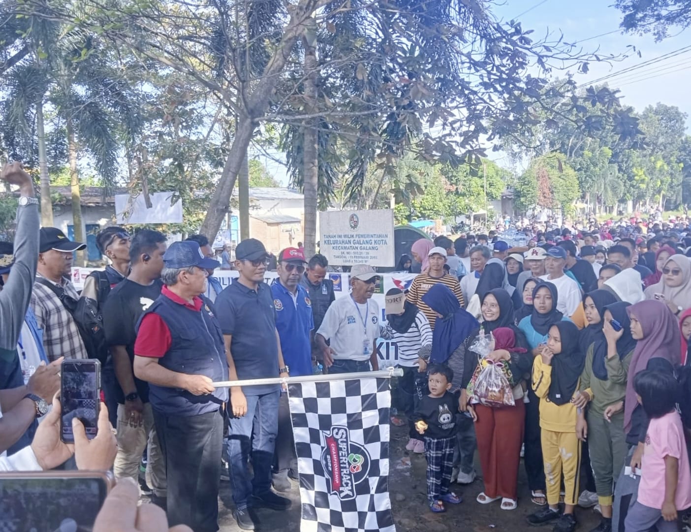 Massa Membludak Di Galang, Yusuf-Bayu Janji Tingkatkan Kesejahteraan Rakyat
