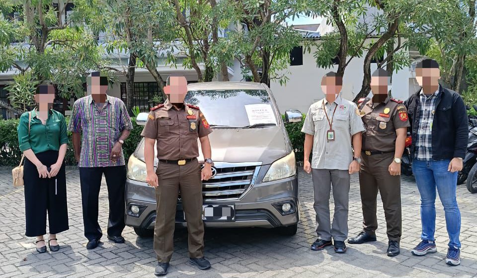 Tunggak Pajak Rp750 Juta, KPP Medan Timur Sita Mobil Wajib Pajak