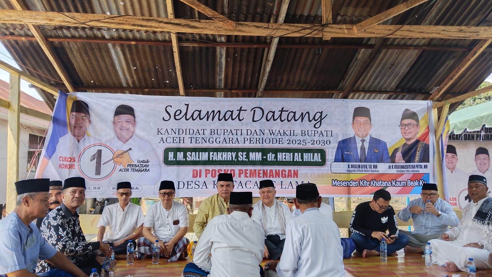 Salim Fakhry - Heri Al Hilal Cabup Dan Cawabup Agara Sholat Jumat Bersama Masyarakat Di Masjid Al Azhar
