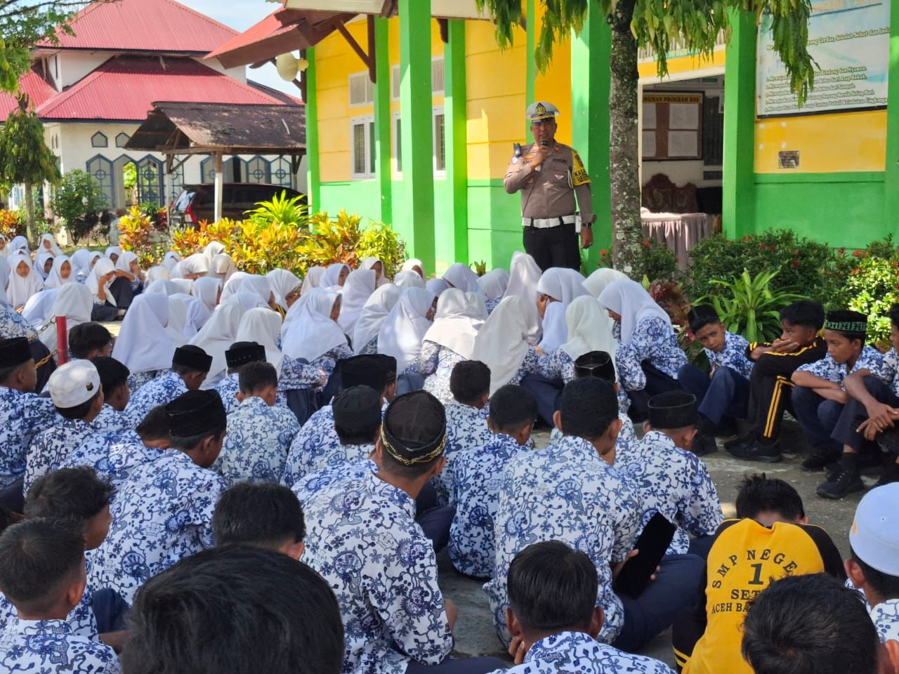 Satlantas Polres Abdya Edukasi Pelajar Tingkat SMP