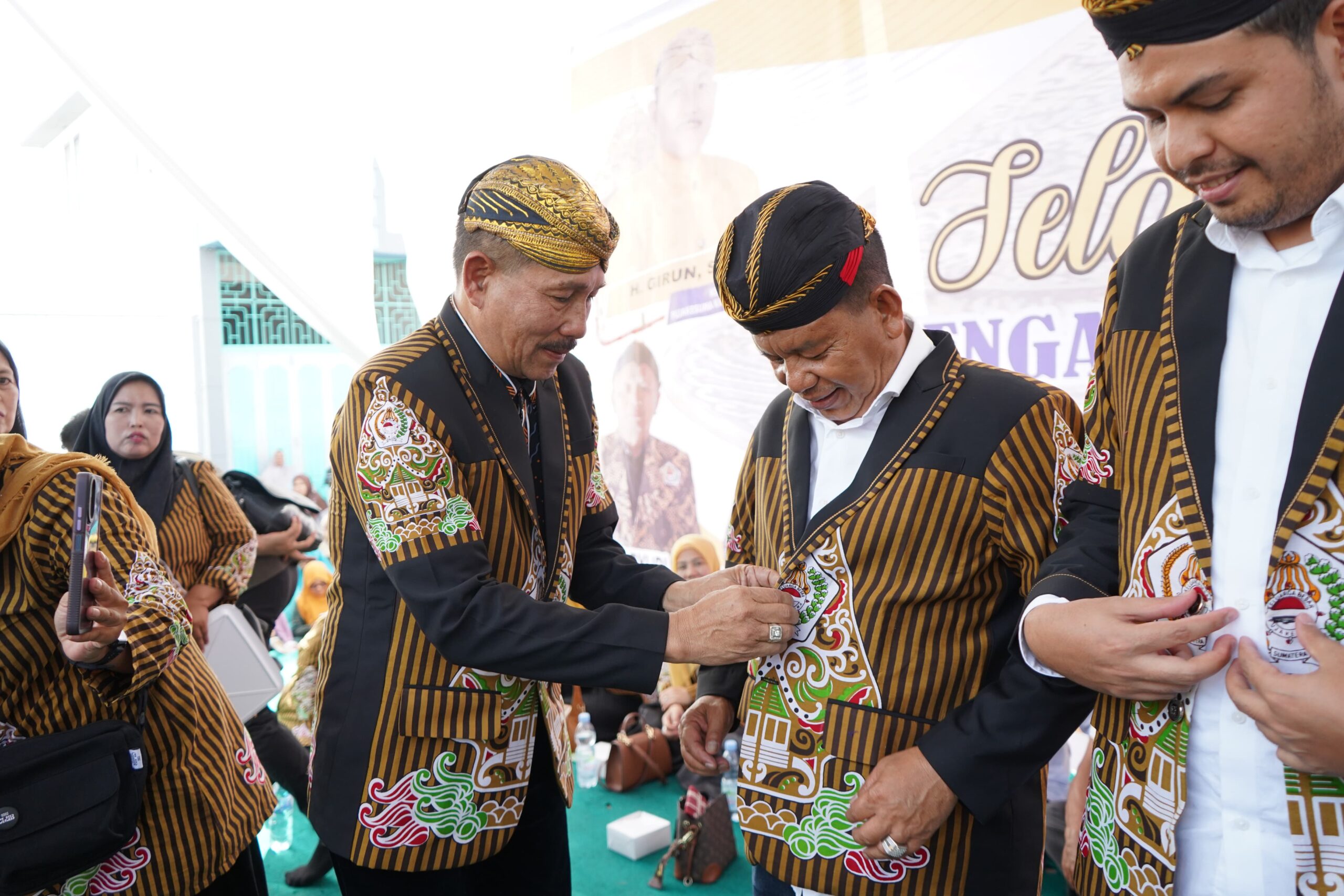 Ribuan Warga Bandar Masilam Dukung RHS-AZI Di Pilkada 2024
