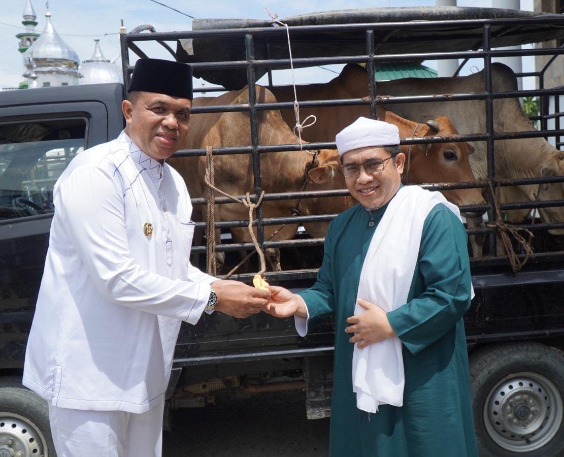 Haul Ke-101 Tuan Guru Babussalam, Pj Bupati Langkat Serahkan Bantuan