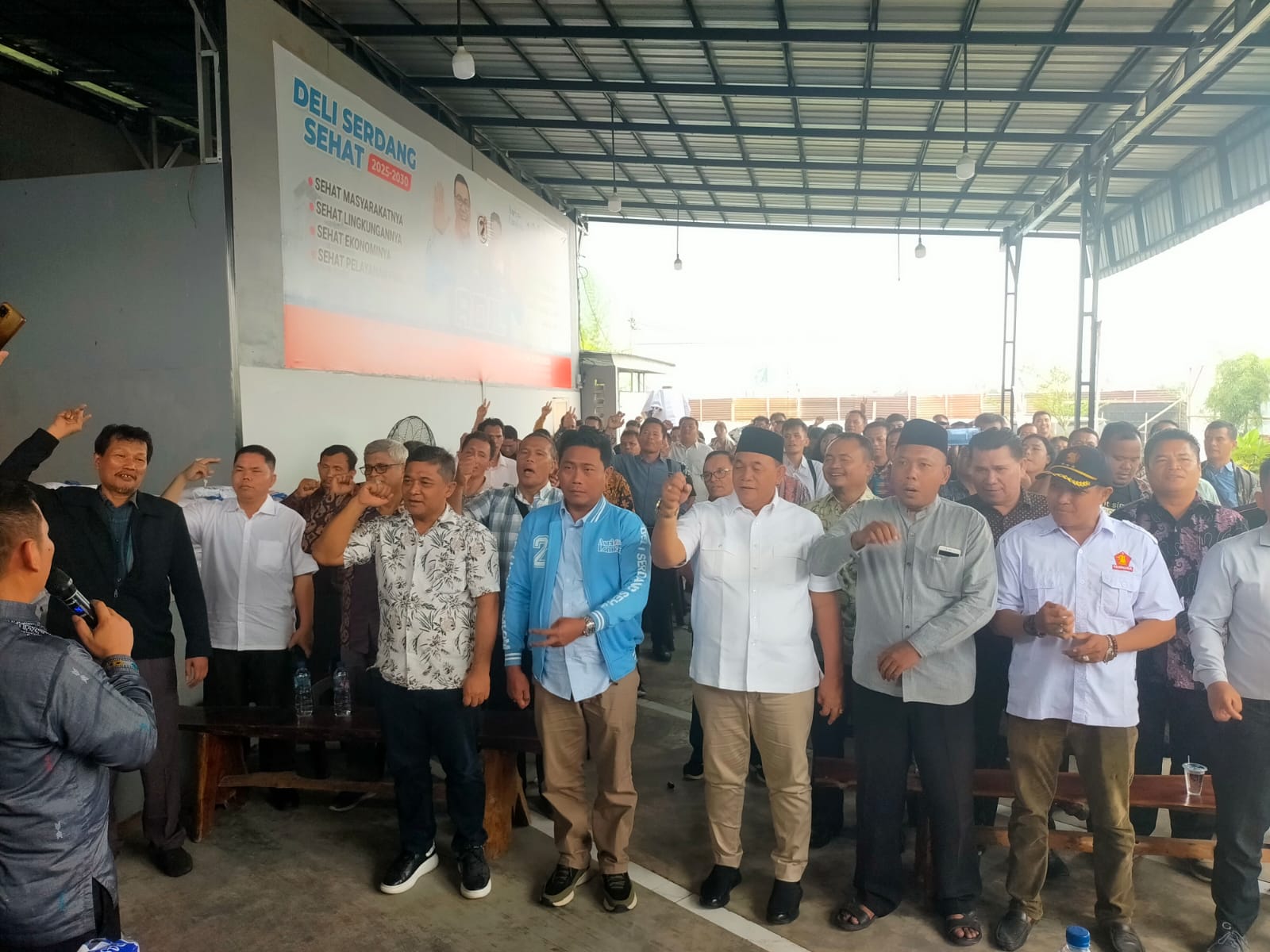 M Dahnil Ginting Fasilitasi Deklarasi Dukungan Paslon O2