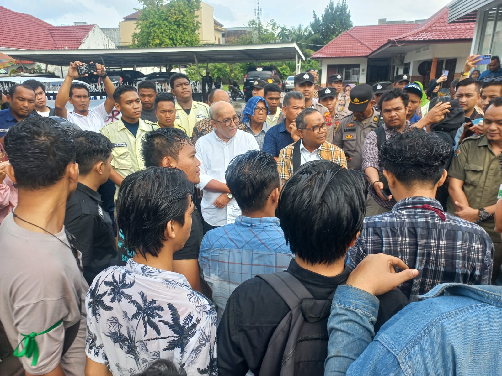 Mahasiswa Desak MWA Periksa Rektor USU