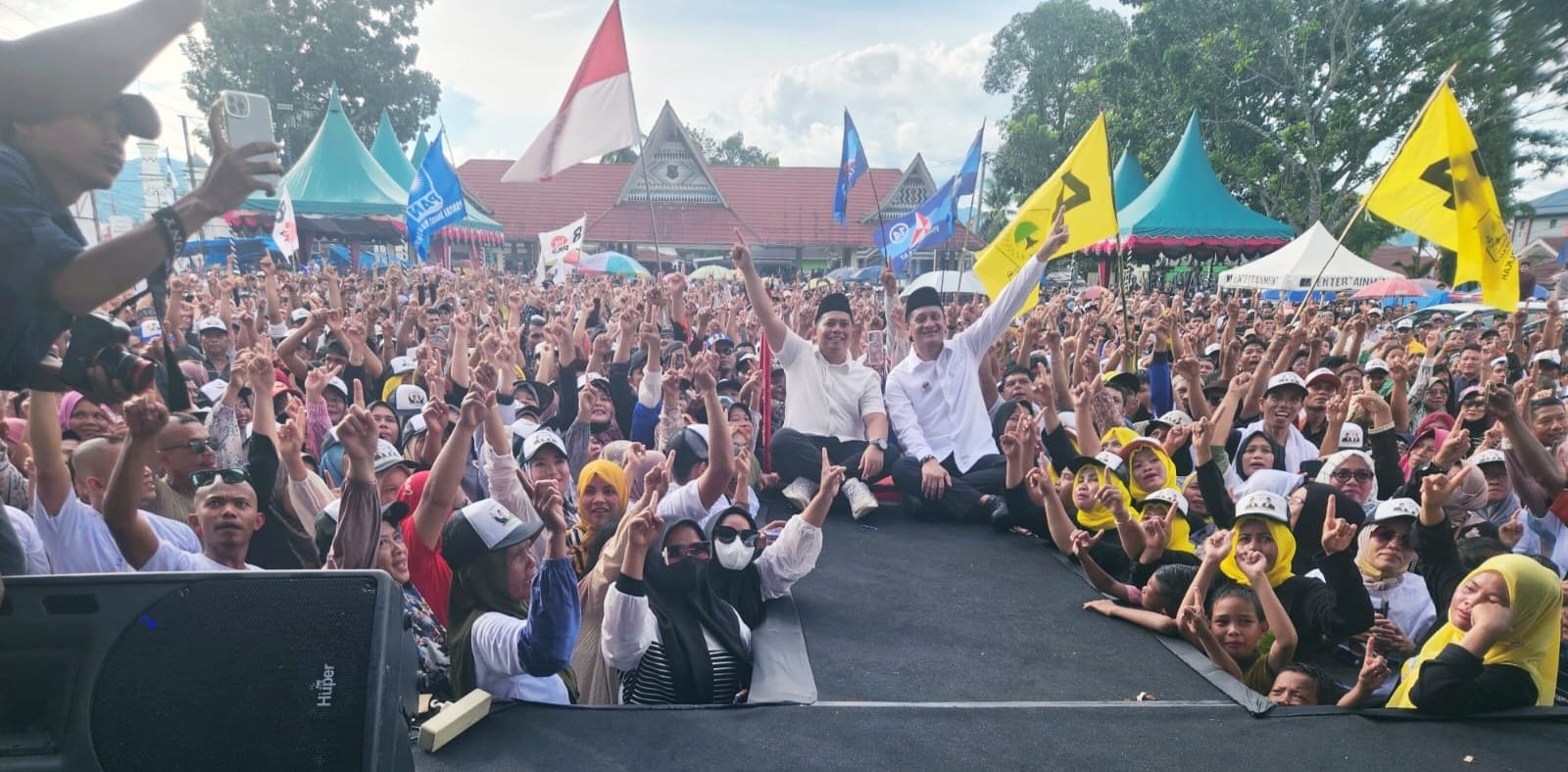 Puluhan Ribu Pendukung Hadiri Kampanye Akbar Pasangan PMA -AFN