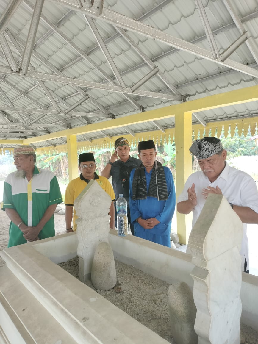 Yusuf Siregar Ziarahi Makam Diraja Kesultanan Serdang