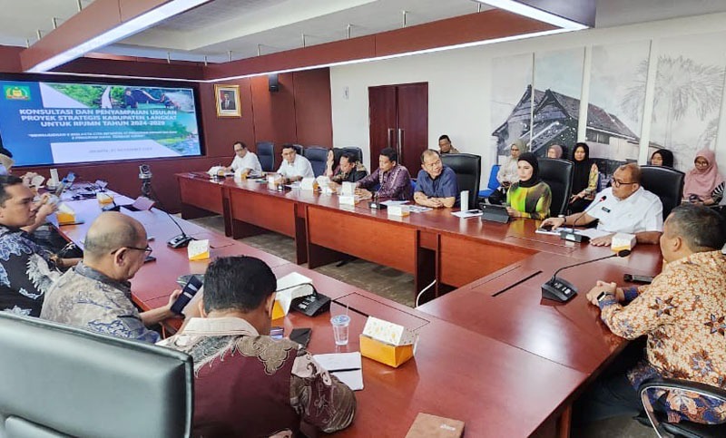 Pj Bupati Langkat Sampaikan 10 Proyek Strategis Di Jakarta