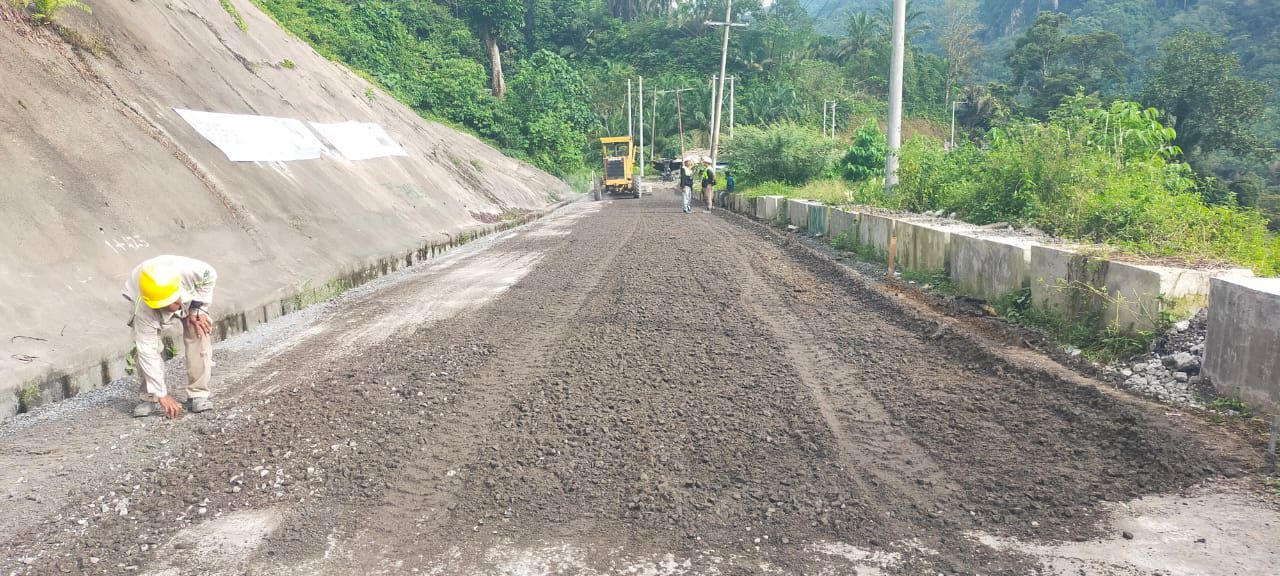 PLN Kebut Perbaikan Jalan Di Lokasi Proyek PLTA Asahan 3