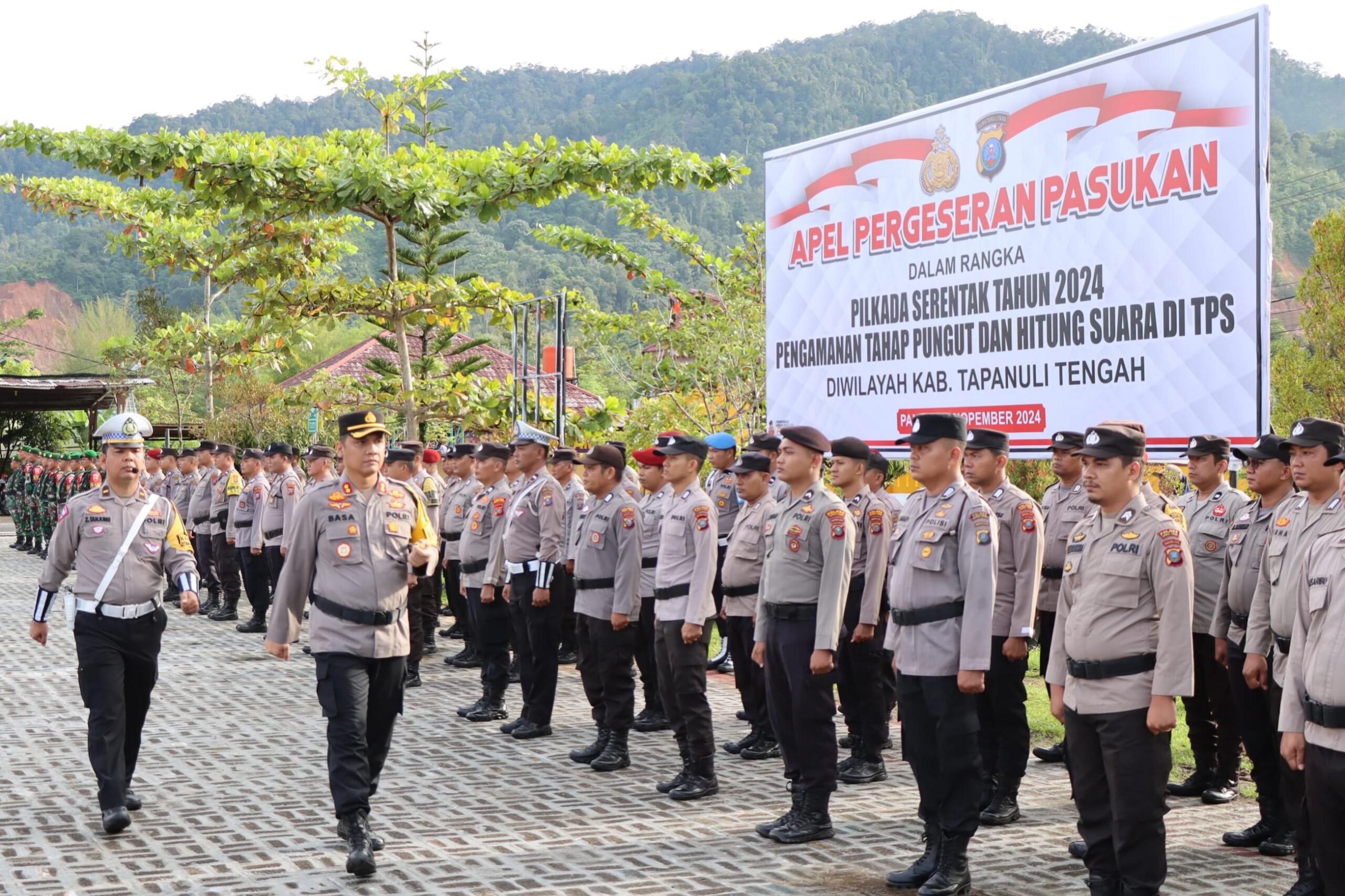 Kapolres Tapteng Pimpin Apel Pergeseran Pasukan Pengamanan TPS