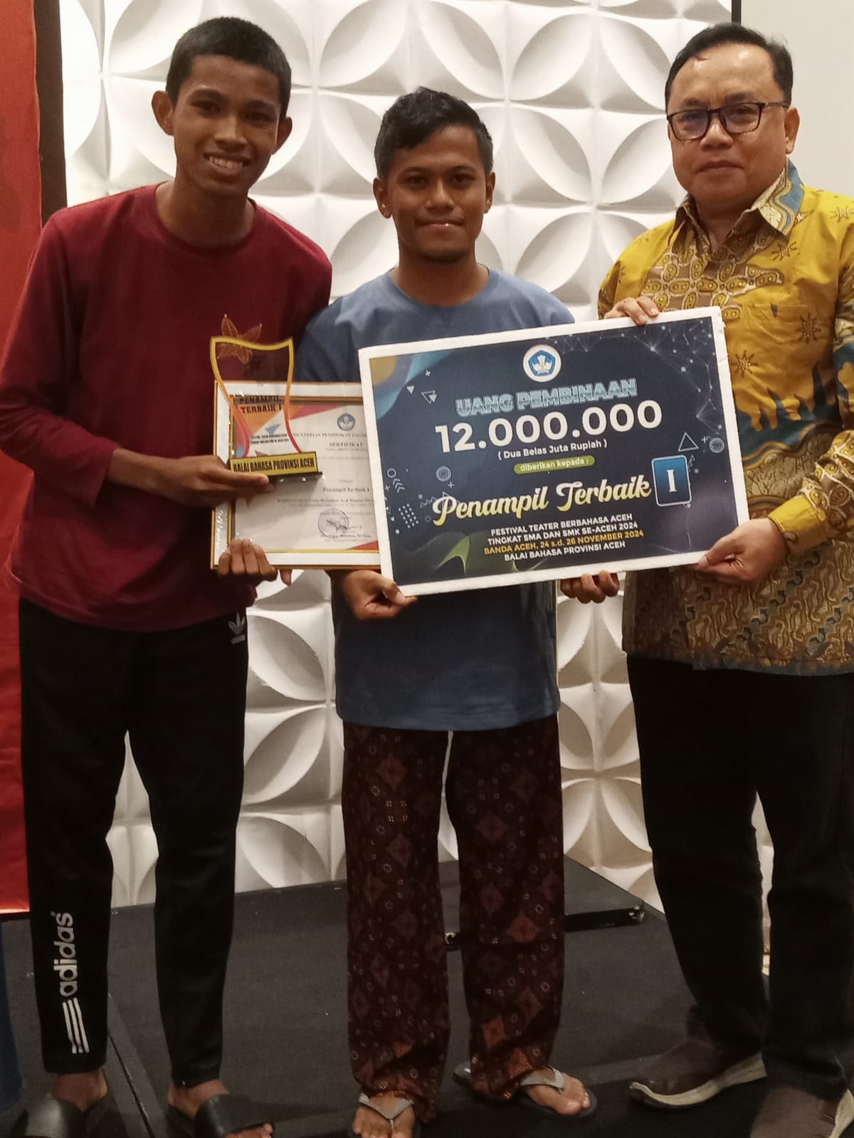 SMAN I Darul Imarah Aceh Besar Juara I Ajang FTBA Se-Aceh
