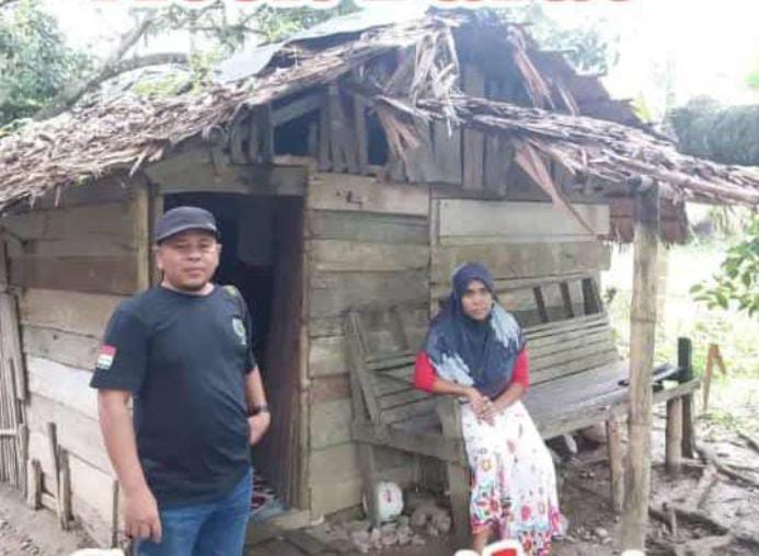 Warga Desa Rambong Tinggal di Gubuk Reot Dan Butuh Perhatian Pemerintah